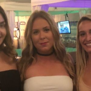 Meet your Posher, Alyson